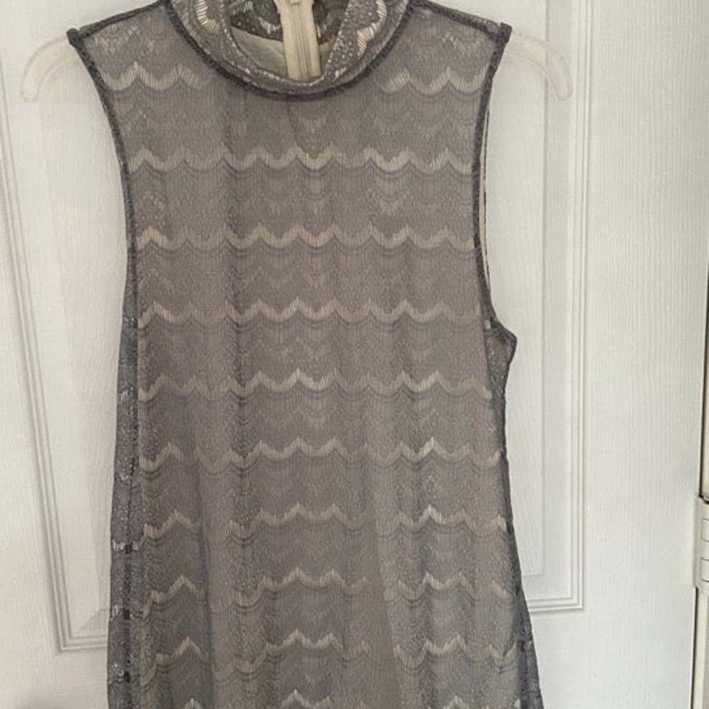 NWT Banana Republic Size Small Top